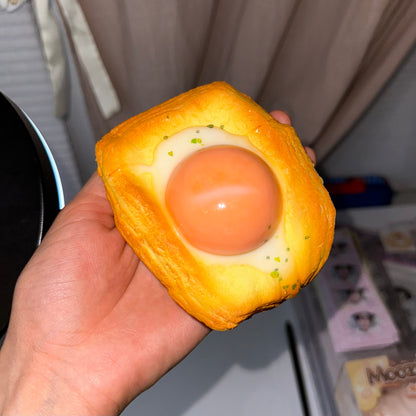 🍳𐙚⋆°.⋆Moozy Egg Toast Squishy