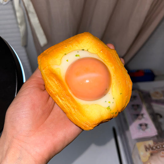 🍳𐙚⋆°.⋆Moozy Egg Toast Squishy